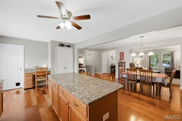 205 Hawksbury PL, O'fallon, MO 63368