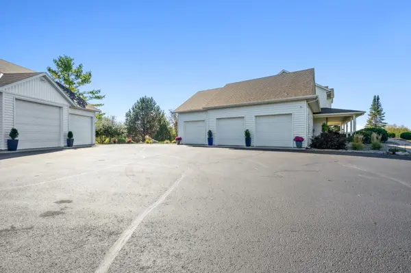9520 Scott ST, Greenfield, MN 55373