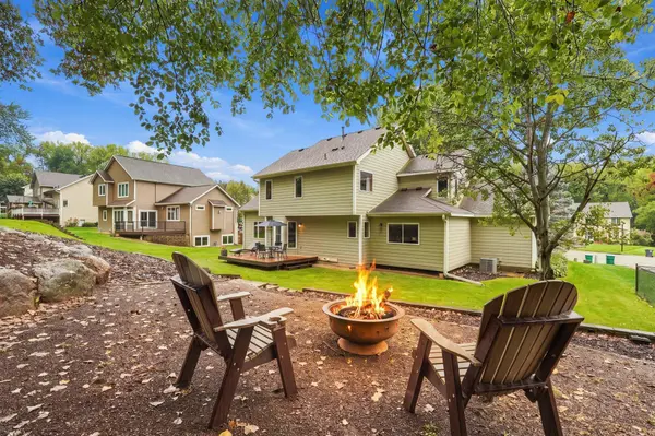524 Eastwood CT, Eagan, MN 55123