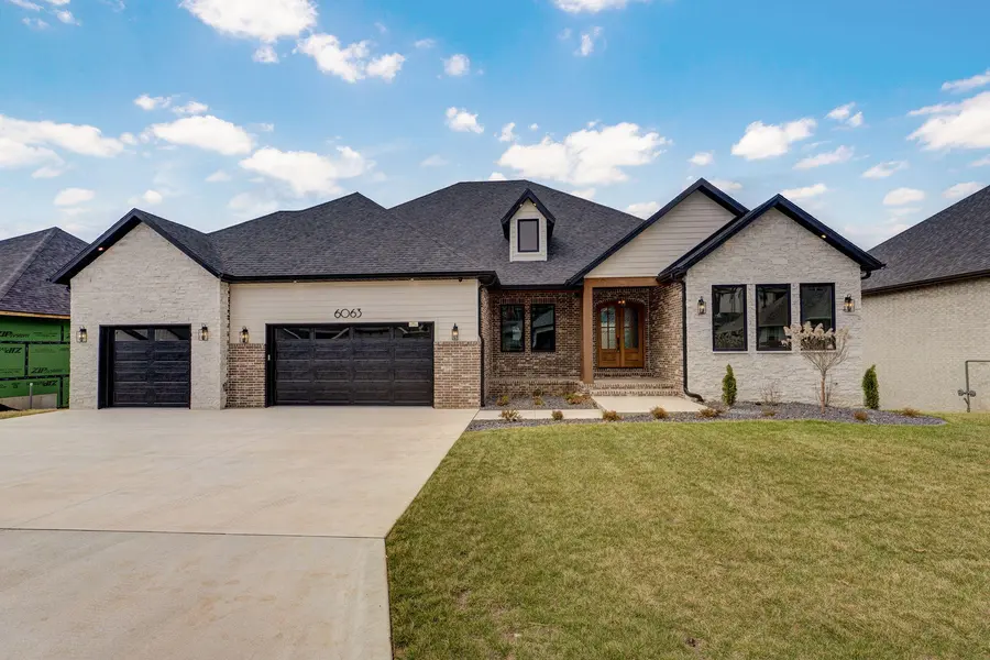 6063 S Dollison AVE, Springfield, MO 65810