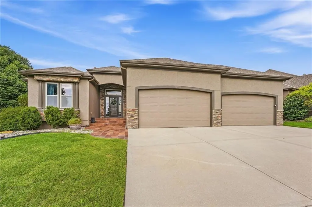 16590 S Kaw ST, Olathe, KS 66062