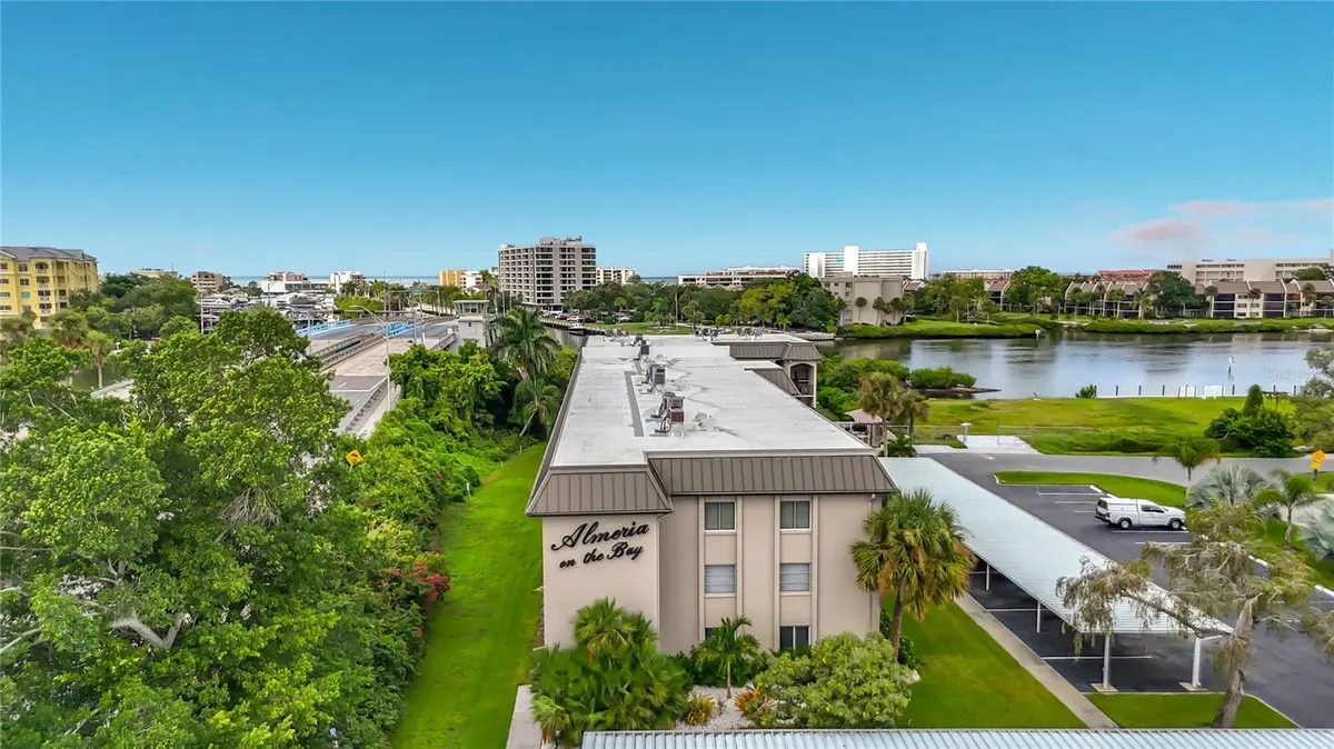 6470 HOLLYWOOD BLVD #110, Sarasota, FL 34231