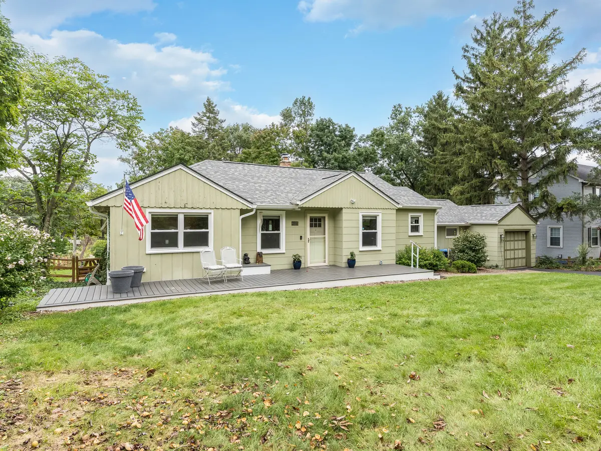 4605 Schwartz AVE, Lisle, IL 60532