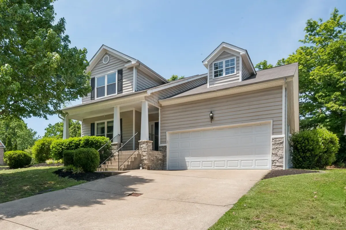 1901 Deep Woods Trl, Nashville, TN 37214
