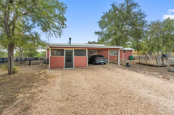 212 Thousand Oaks DR, Cedar Creek, TX 78612