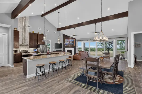 113 Jayhawk CT, Burnet, TX 78611