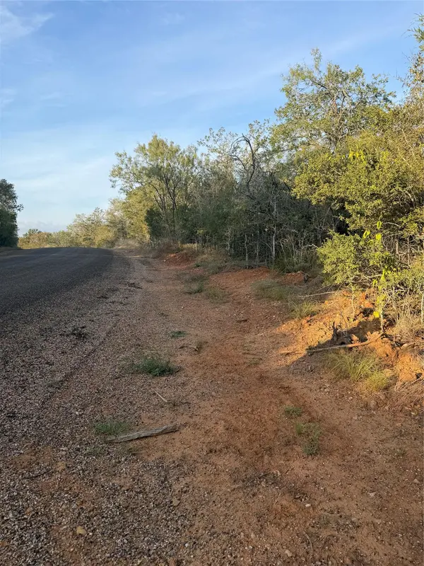 148 Helemano DR, Bastrop, TX 78602
