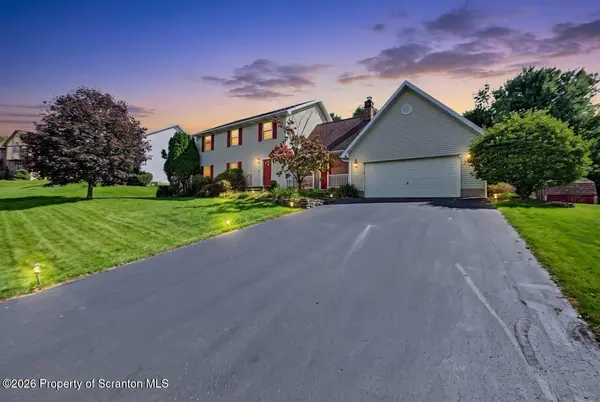 208 Stoney Creek RD, South Abington Twp, PA 18411