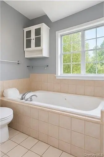 148 Delafield LN, Newburgh, NY 12550