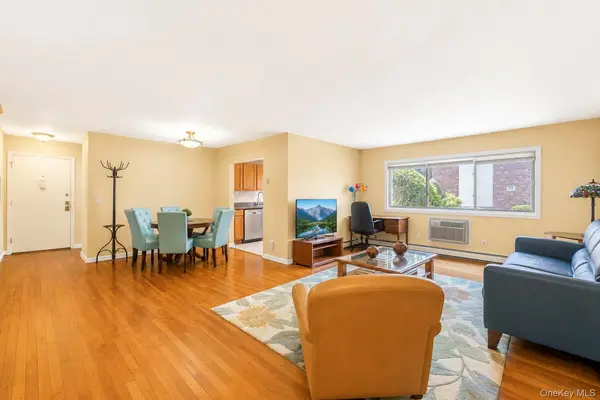 2439 Union BLVD #3A, Islip, NY 11751