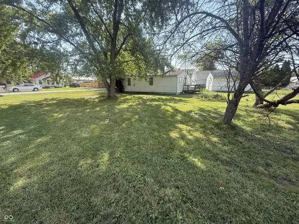 2710 Sycamore, New Castle, IN 47362