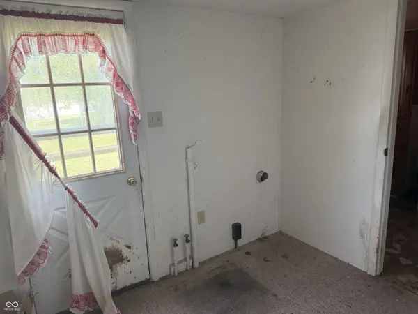 2710 Sycamore, New Castle, IN 47362