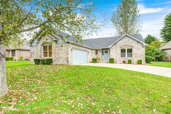845 Robin Wood PL, Greencastle, IN 46135