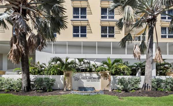 915 SEASIDE DR #310, Sarasota, FL 34242