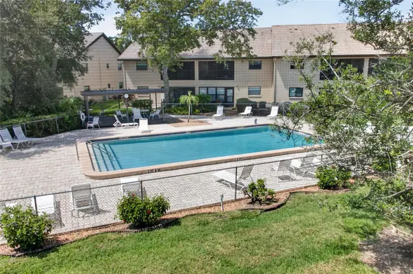 360 THREE LAKES LN #H, Venice, FL 34285