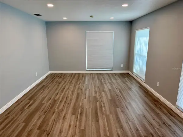 2260 SAINT CHARLES DR, Clearwater, FL 33764
