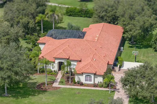 13353 CARNOUSTIE CIR, Dade City, FL 33525