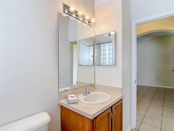 18453 CYPRESS BAY Pkwy, Land O Lakes, FL, 34638 photo 40