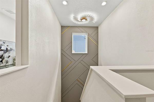 3203 W WYOMING AVE, Tampa, FL, 33611 photo 28