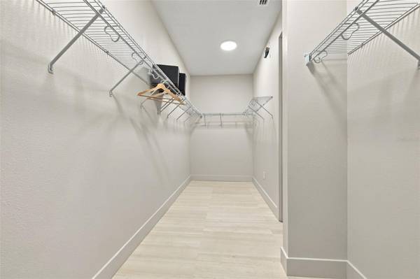 3203 W WYOMING AVE, Tampa, FL, 33611 photo 41