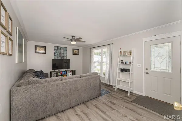 615 Country Lake DR, St Peters, MO 63376