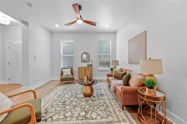 4452 Gibson AVE, St Louis, MO 63110