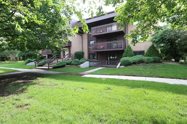 101 Caterpillar DR #1B, Joliet, IL 60436