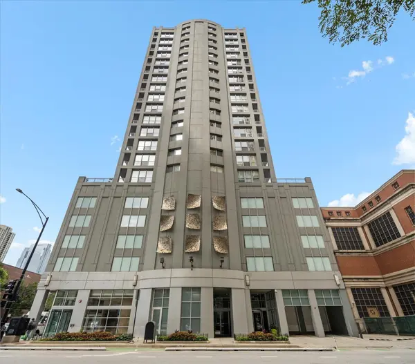 600 N Dearborn ST #1912, Chicago, IL 60654