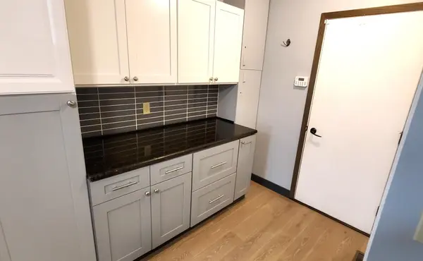 4504 Laramie TRL, Minnetonka, MN 55345