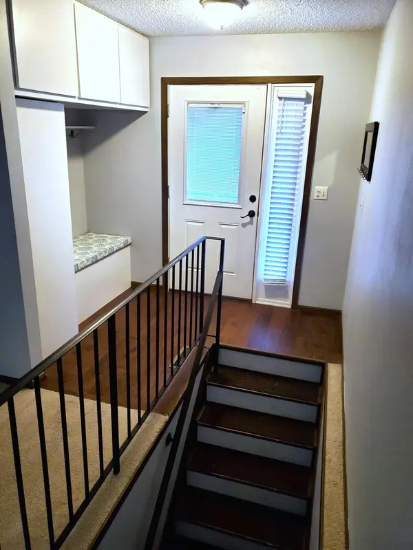 4504 Laramie TRL, Minnetonka, MN 55345