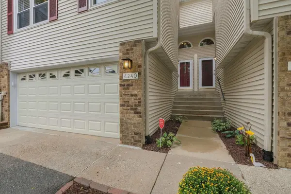 4240 Boulder Ridge PT, Eagan, MN 55122