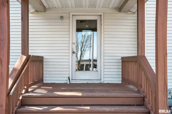 417 W WALNUT ST, Chillicothe, IL 61523