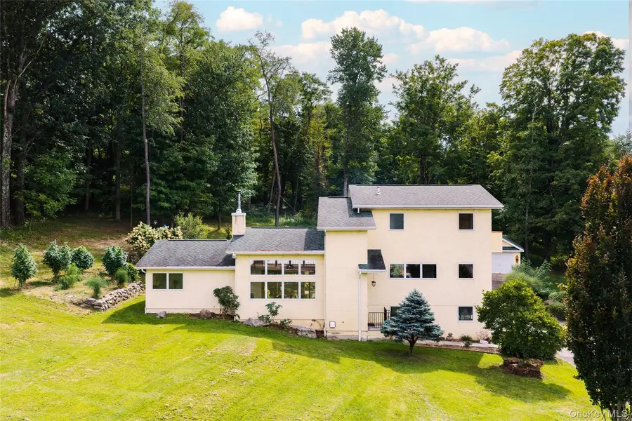 428 Lucas Avenue EXT, Kingston, NY 12401
