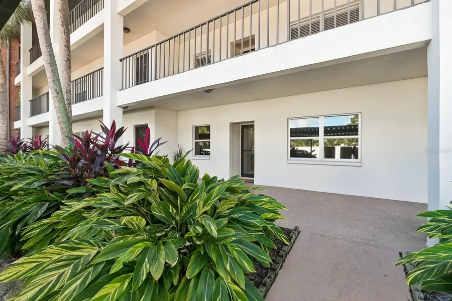 2438 ENTERPRISE RD #4, Clearwater, FL 33763