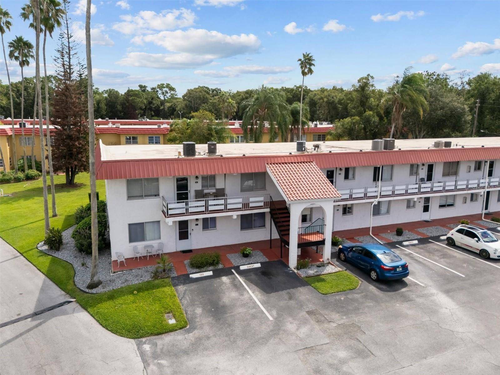 1100 MARTINIQUE DR #220, Winter Haven