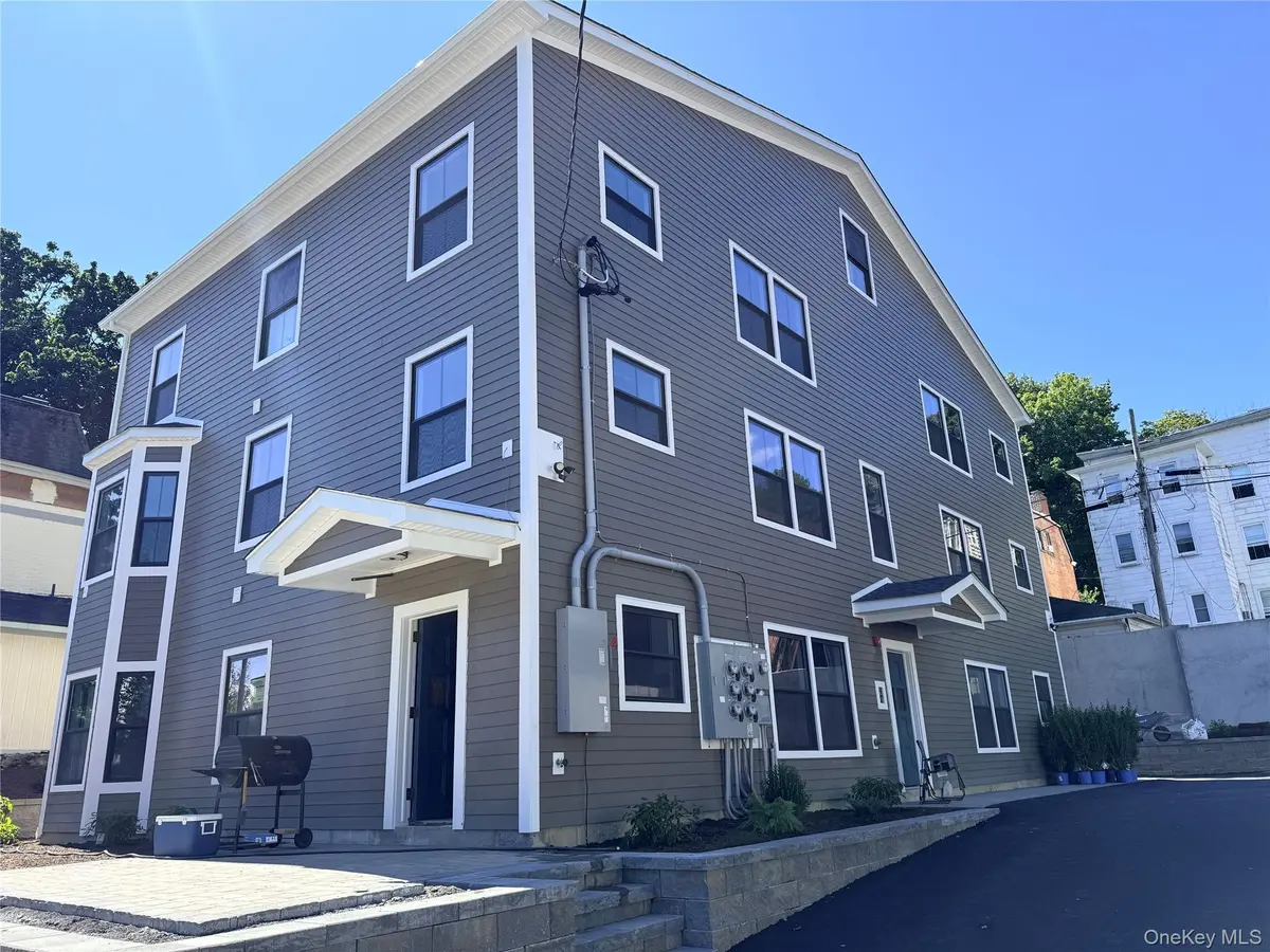 133 N Miller ST #1B, Newburgh, NY 12550