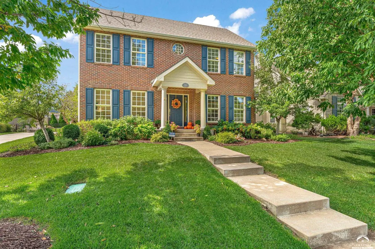 236 Earhart CIR, Lawrence, KS 66049
