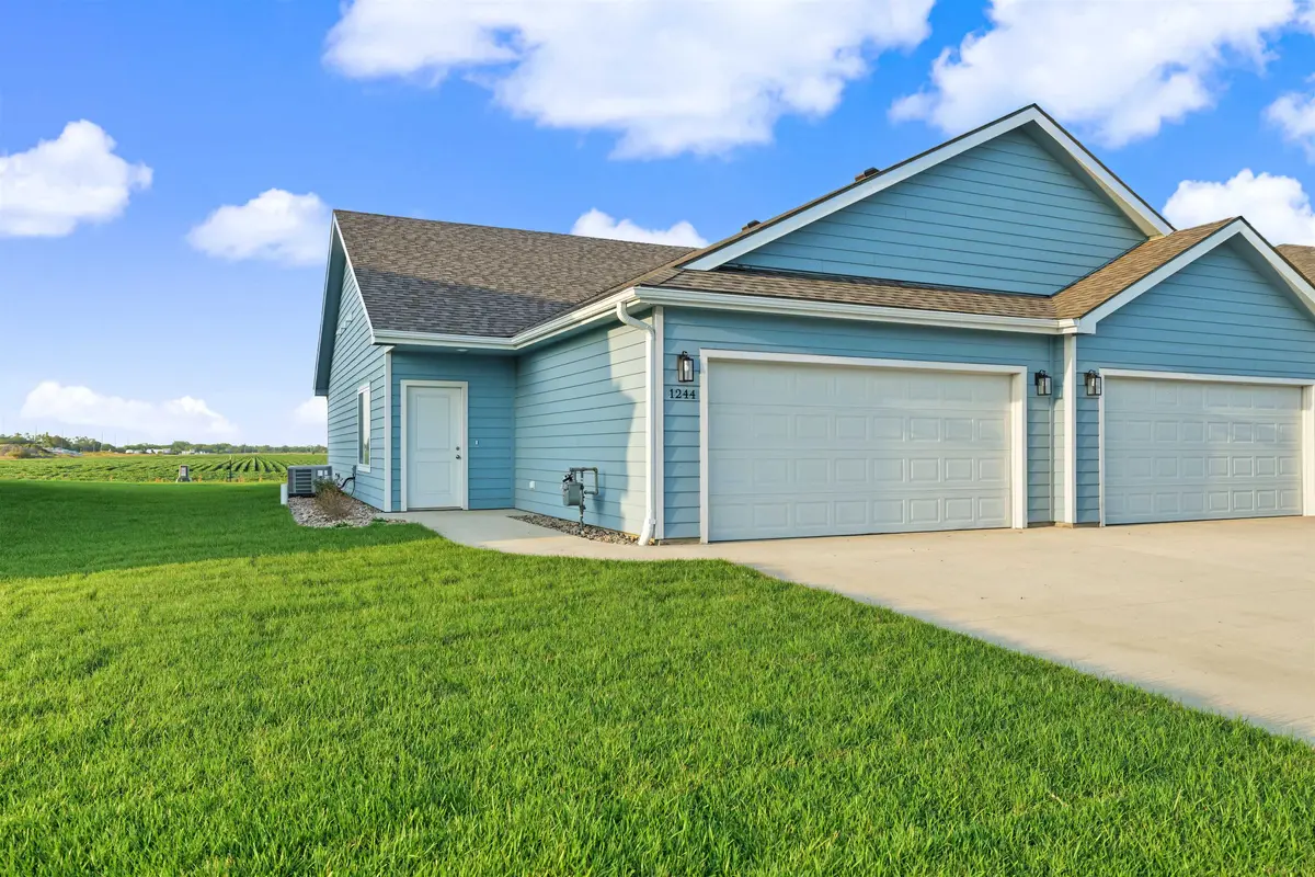 1244 Steve Hawley Ln., Salina, KS 67401