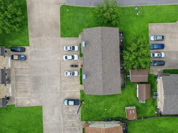 1403 Courtney Place, Cleburne, TX 76033