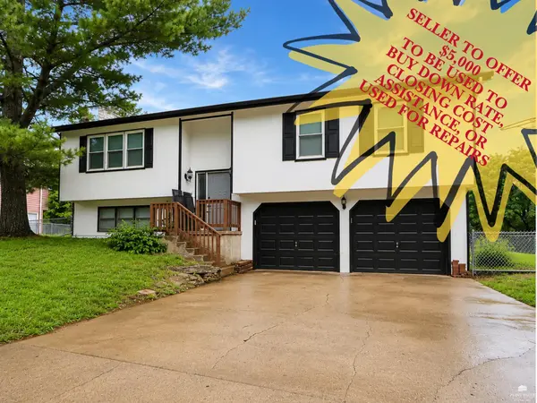 1300 Frontier LN, Manhattan, KS 66503