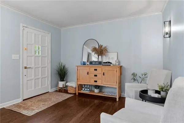 8425 Ward Parkway PLZ, Kansas City, MO 64114