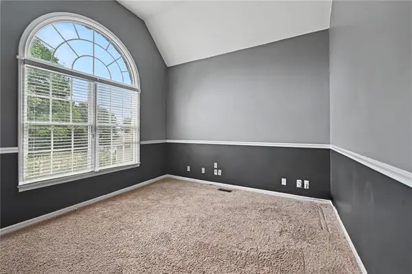 2621 SW 10th ST, Lee's Summit, MO 64081