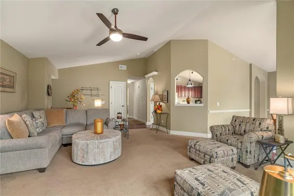 8924 Inkster ST, Lenexa, KS 66227