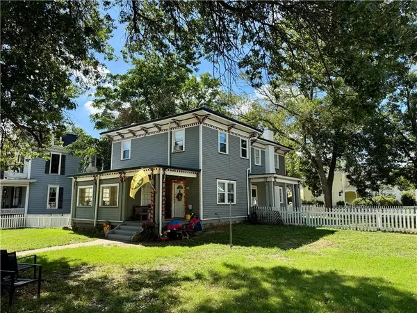 203 W Arch & 304 S Main ST, Nevada, MO 64772