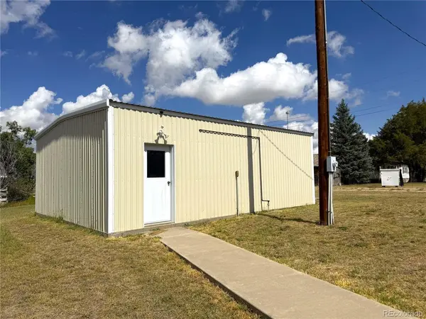 716 Pawnee, Flagler, CO 80815