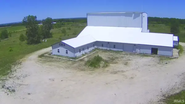 3066 S 900 East ***, Cannelburg, IN 47519