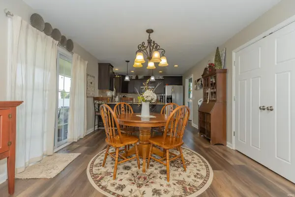 3800 Aberdeen CT, Evansville, IN 47725