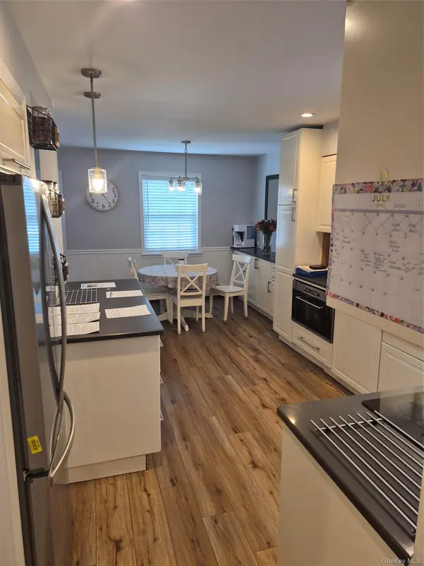 1128 N Ocean AVE, Medford, NY 11763