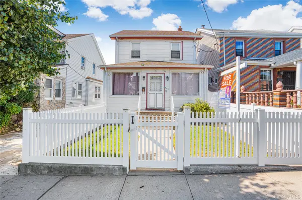 8806 Hollis Court BLVD, Queens Village, NY 11427