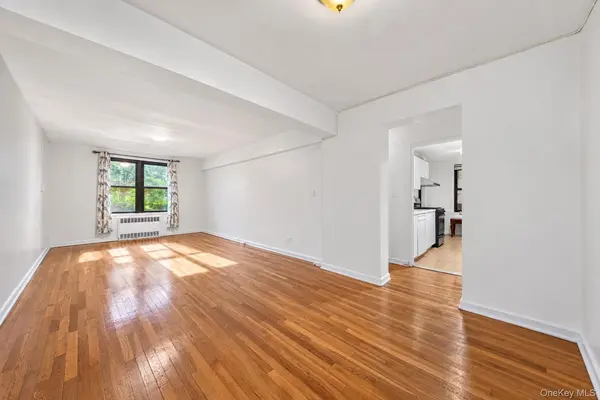 15040 71st AVE #1D, Flushing, NY 11367
